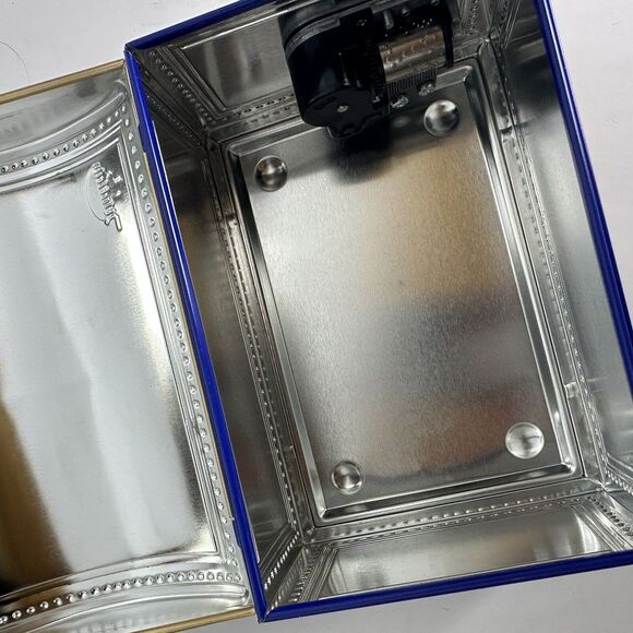 Vintage Germany Music‎ Box Hinged Lid Musical Cookie Tin Box-Nuremberg Scenes - Picture 4 of 9